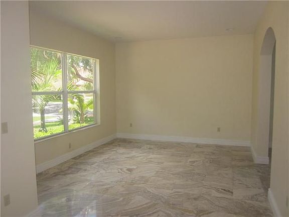 3rd image of 7963 NW 163rd Ter