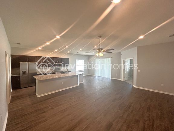 3rd image of 6462 Polly Ln