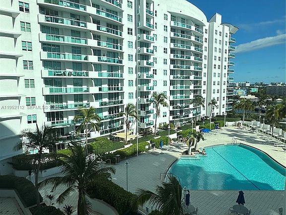 4th image of 7900 Harbor Island Dr APT 906