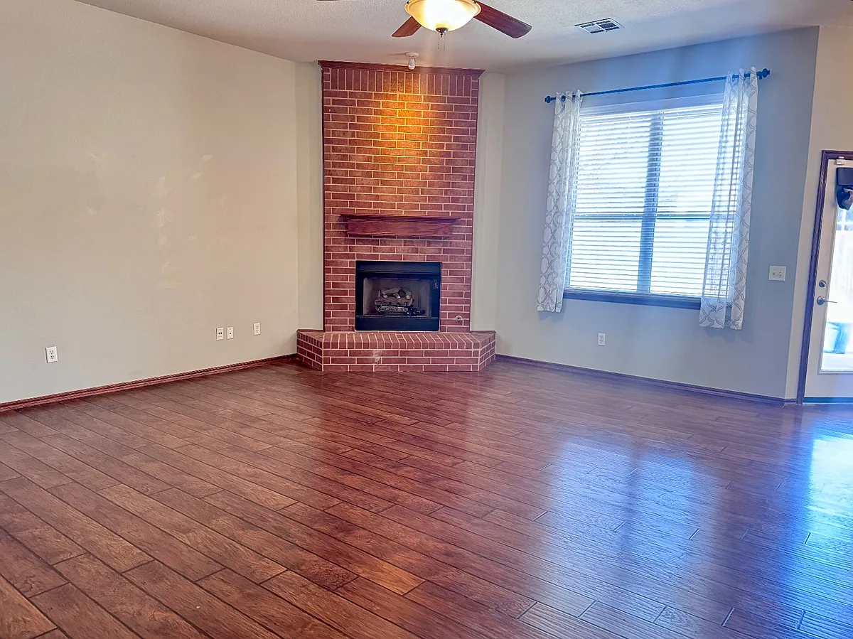 Building Photo - 16401 Osceola Trl