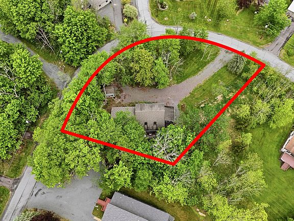2nd image of 46 Forest Ln