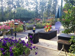 38 S Lake Grove Rd, Camano Island, WA 98282