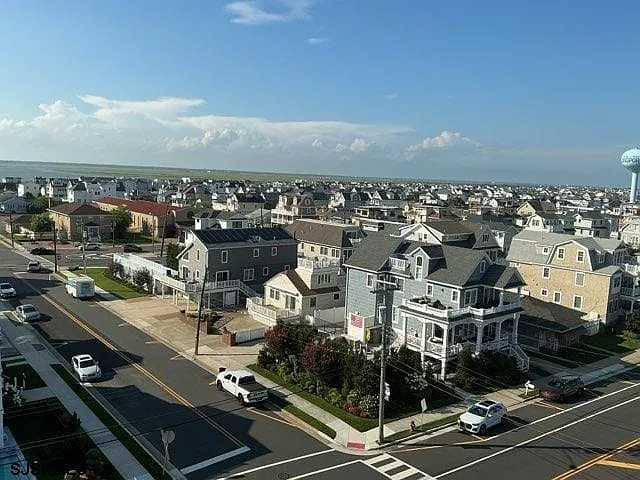 2700 Atlantic Ave #701 — Photo 43