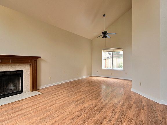 3rd image of 8814 158th St E