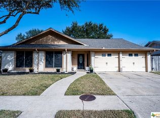 401 Santa Fe, Victoria, TX 77904