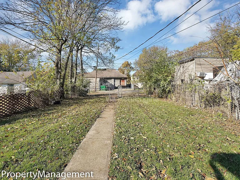 51 N Princeton Ave — Photo 24