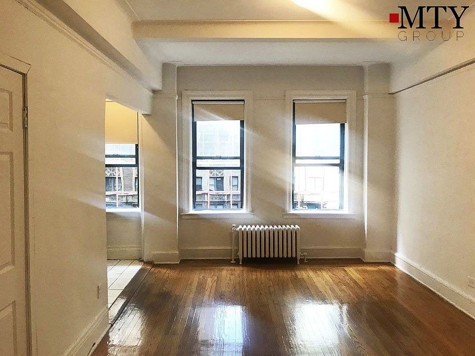 1st image of 155 E 52nd St APT 7B