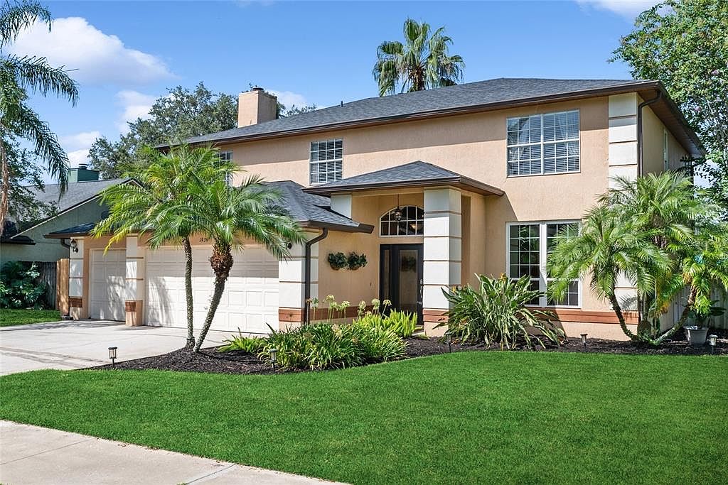 1939 S Prairie Dunes Ct