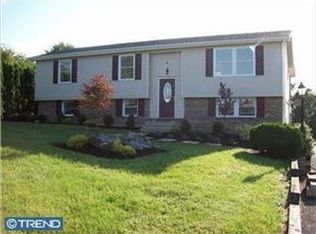 140 Beacon Rd, Reading, PA 19608