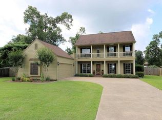 905 Dawnwood, Orange, TX 77632