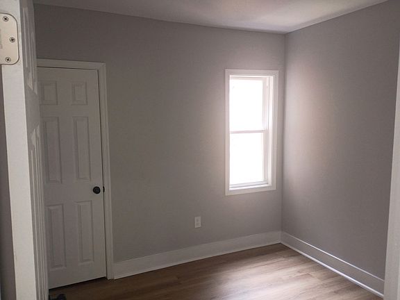 3rd image of 4233 Old Frederick Rd