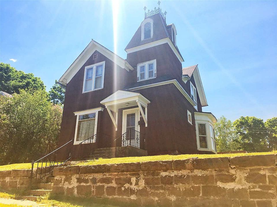 1st image of 315 E Hughitt St