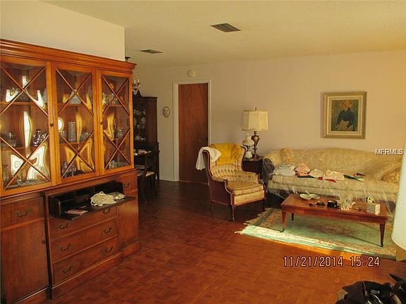 4th image of 1447 Saxon Blvd