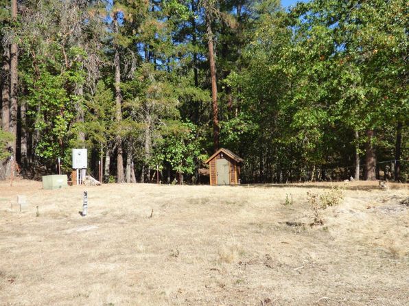 336 Donet Ln, Merlin, OR 97532