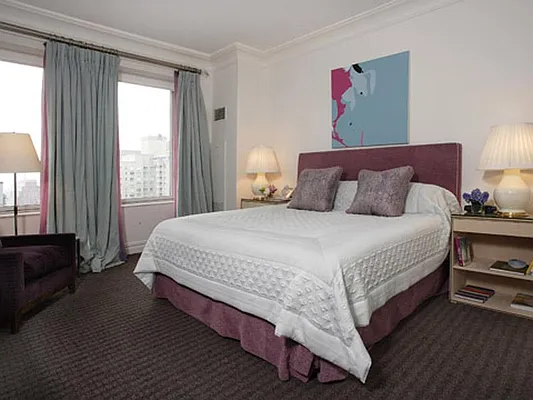 Sold by Sotheby's International Realty | media 3