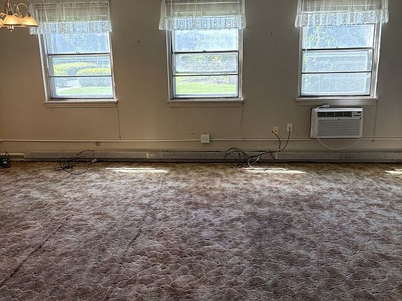 2nd image of 13773 Cedar Rd APT 103