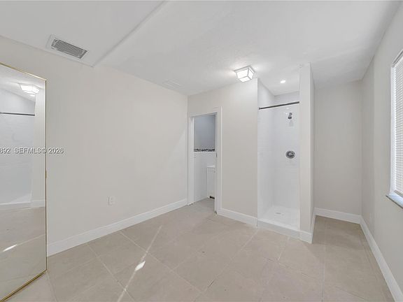 4th image of 7555 SW 28th Street Rd #B