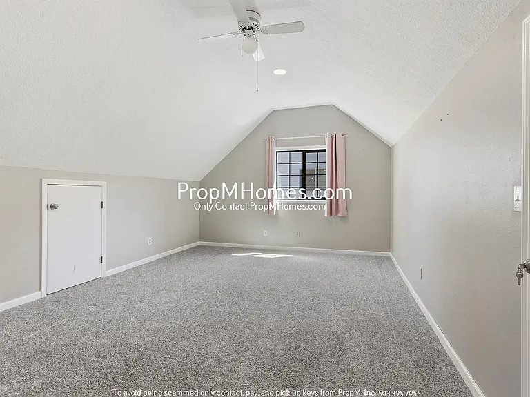 12200 SW 128th Ave — Photo 24