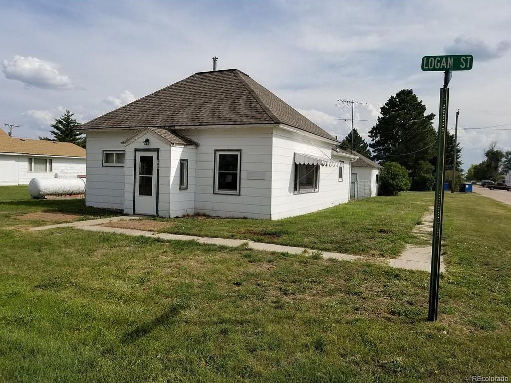 702 Logan St, Peetz, CO 80747 Zillow