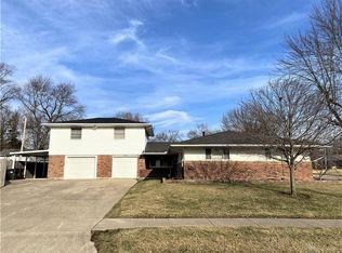 4032 Wagner Rd, Dayton, OH 45440