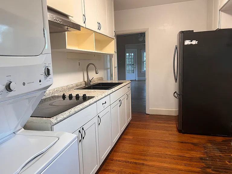 134 Asylum St #1 — Photo 7