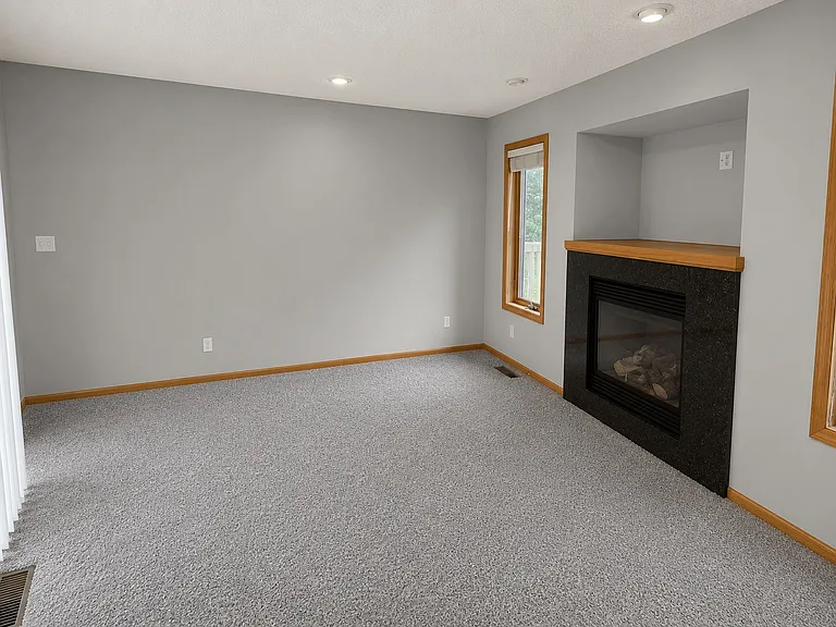 9129 Queen Ave S #NA — Photo 4