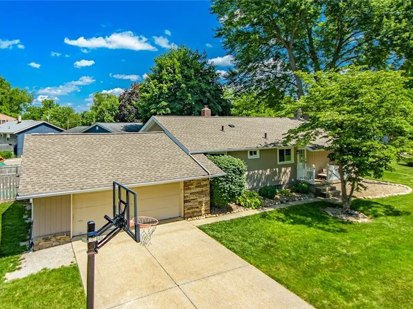 2567 Sand Run Pkwy, Akron, OH 44333