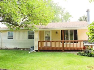 3518 Michigan Ave, Rapid City, SD 57701