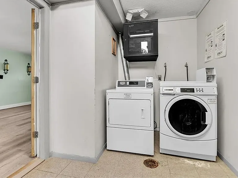 1803 Mineral Spring Ave #B14 — Photo 8