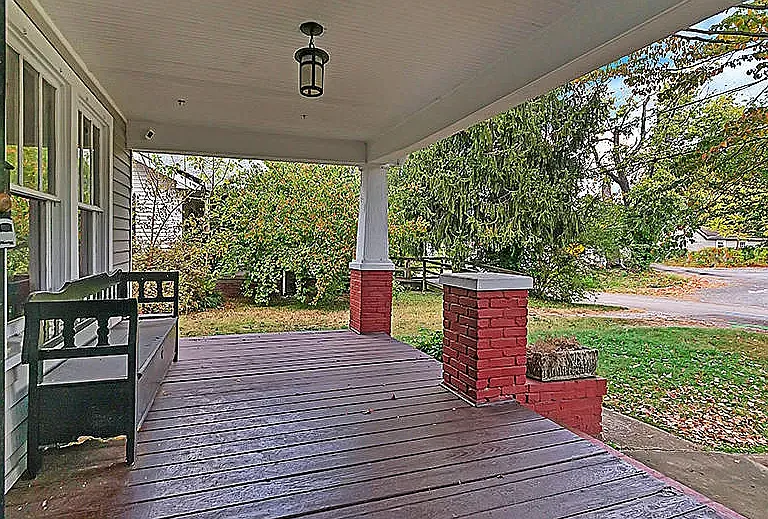 3115 Pacific St — Photo 4