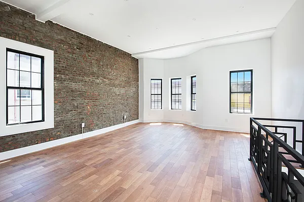 Sold by Keller Williams Realty Landmark II | media 10