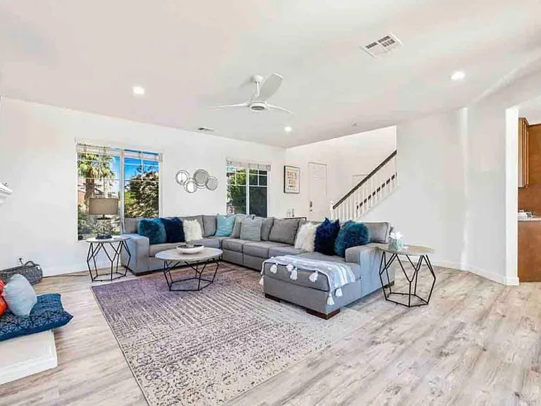 Del Lago Ct — Photo 63