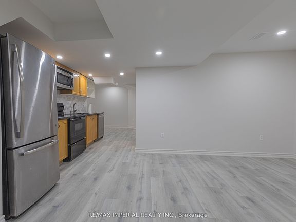 3rd image of 8 Harlequin Ct #Basement