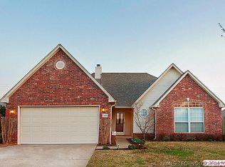 8405 E Lansing St, Broken Arrow, OK 74014