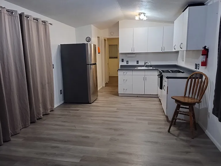 11868 S Sandra Ave — Photo 7