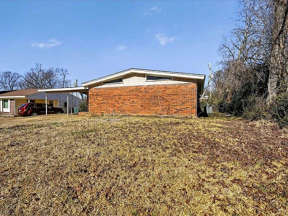 2nd image of 2712 McGregor Ave