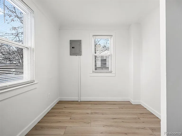 1751 Woodward Heights Blvd — Photo 11