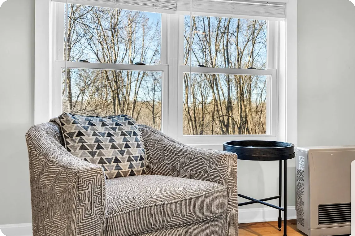 2 bed, 650 sqft, $1,500 — Photo 4