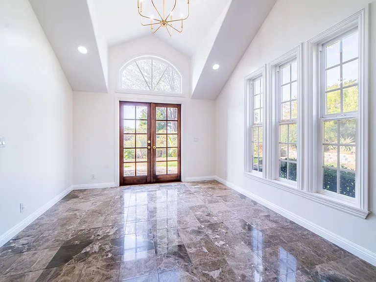 849 Avocado Pl — Photo 6