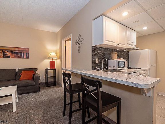 4th image of 812-20 Ocean Ave #204