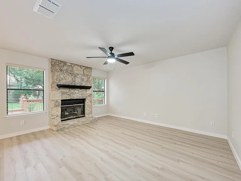 13206 Kepler Cv — Photo 15