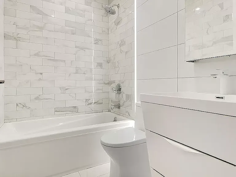 198 Clifton Pl — Photo 4