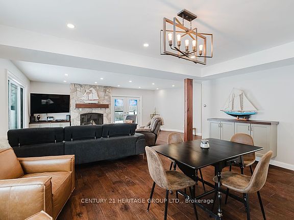 5th image of 2816 Mount Albert Rd