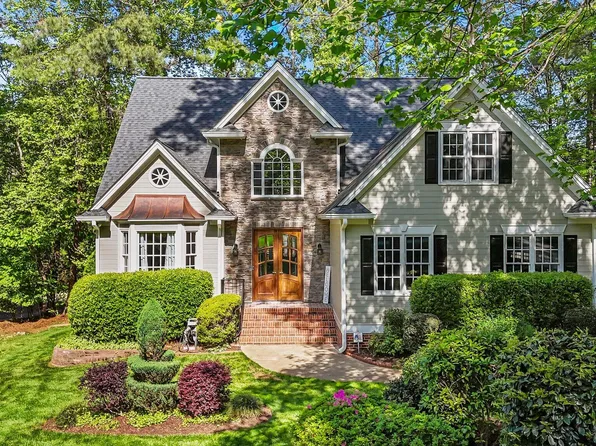 5113 Windance Pl, Holly Springs, NC 27540