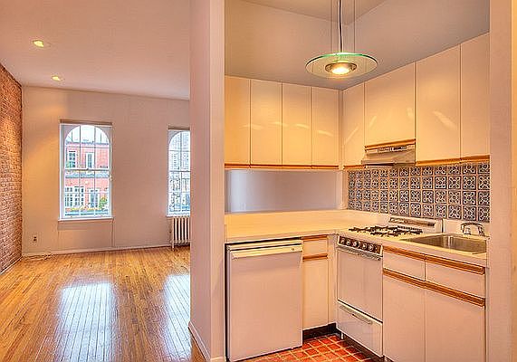 1st image of 324 E 81st St APT 6FW