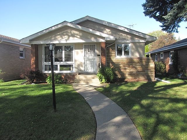 1st image of 5122 W Fairview Ln
