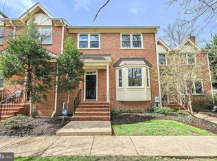 7226 Aynsley Ln, Mc Lean, VA 22102