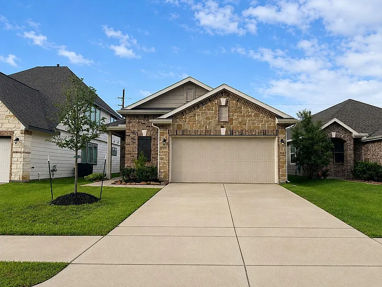 23026 Opal Fire Ct — Photo 1