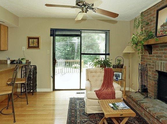 4th image of 3541 Winding Dr