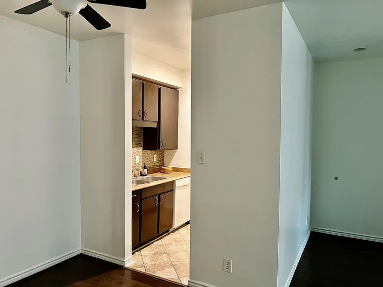 10047 Westpark Dr #9 — Photo 9